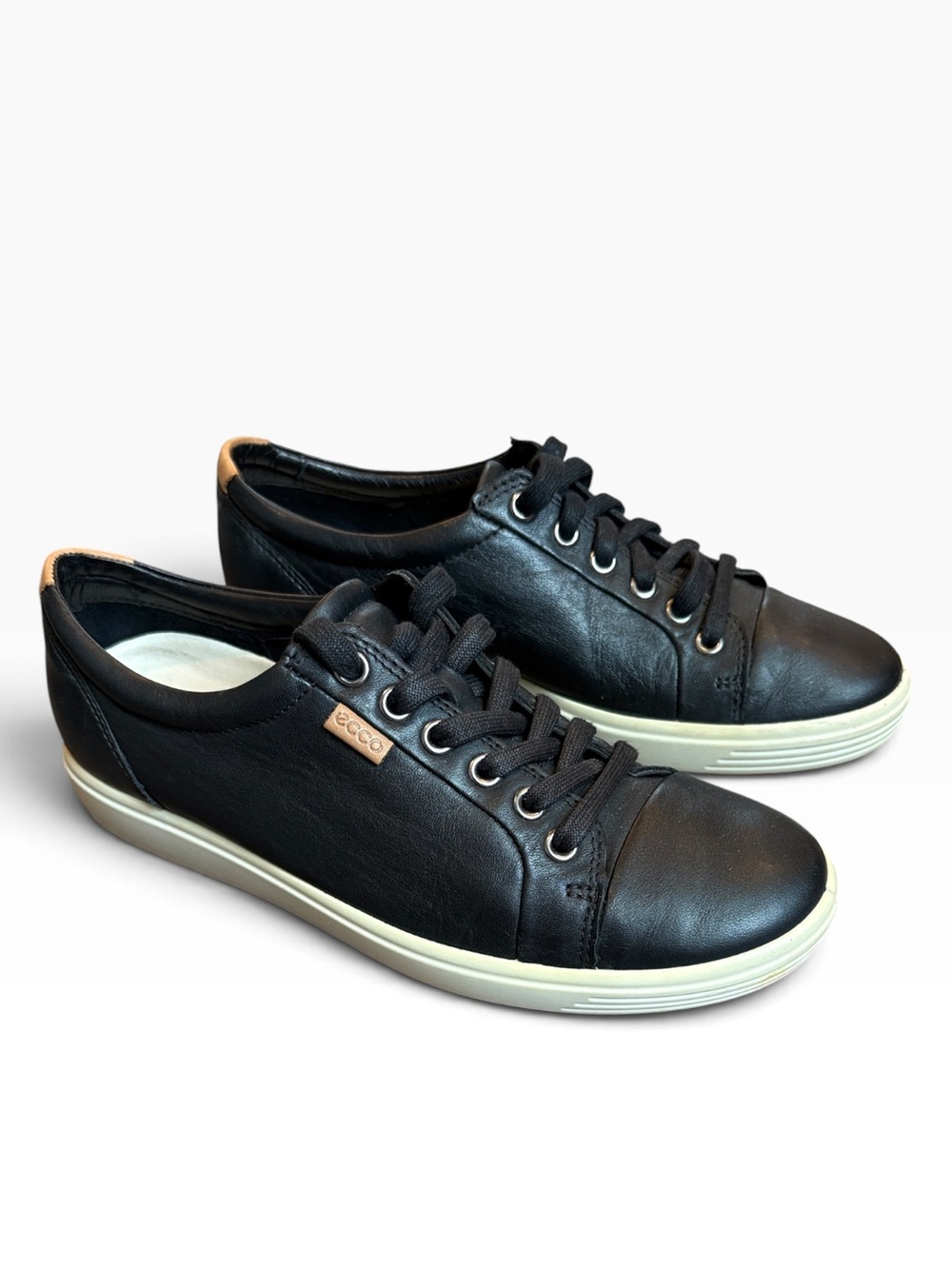 ECCO Soft 7 Low-Top Sneakers Women’s 7 Black Leather